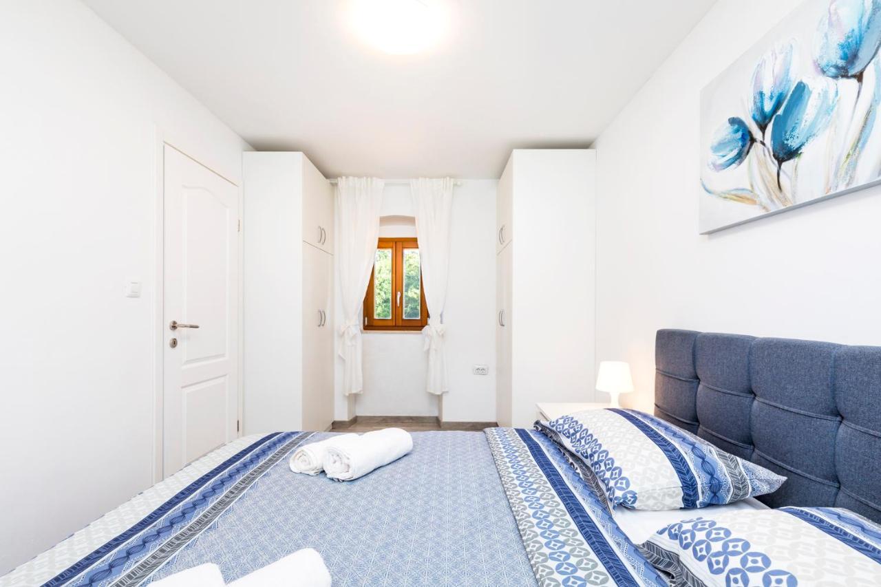 Vacation House Orange เวลิโลชิน ภายนอก รูปภาพ
